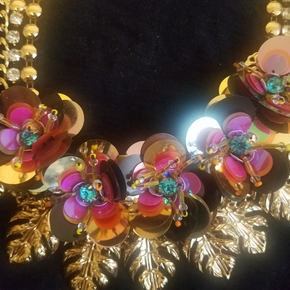 Necklace - Picture 3 of 4